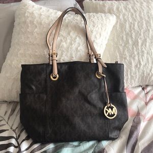 Michael Kors Tote